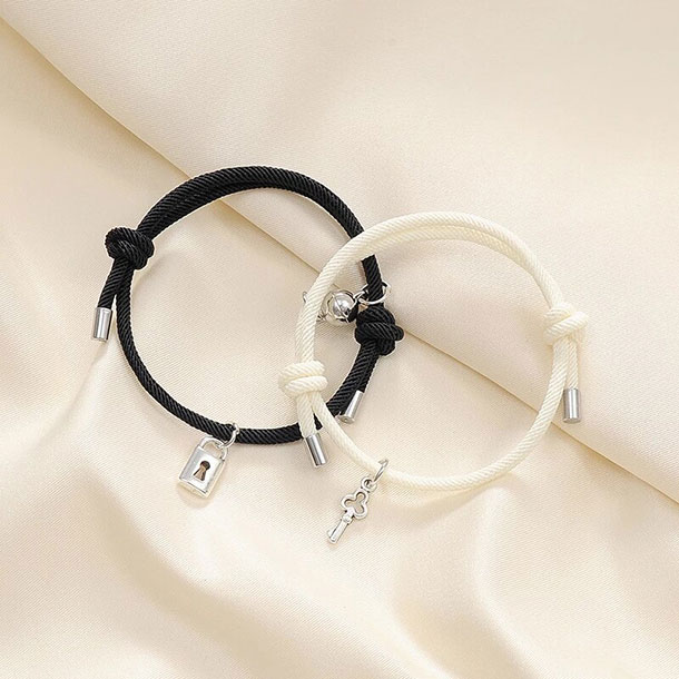 2Pcs Handmade Lock & Key Magnetic Rope Couple Bracelets For Lovers