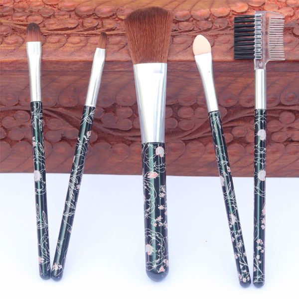 5 Pcs Latest Soft Beauty Makeup Printed Brushes Set 