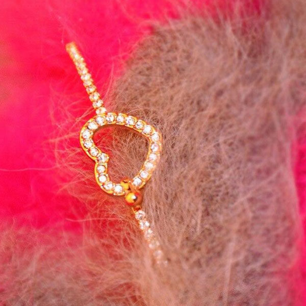 New Trendy Romantic Heart Crystal Open Charm Cuff Bracelet Elegant and Stylish Jewelry for Girls & Women
