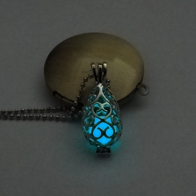 Hollow Luminous Gem Chain Blue Glowing Stone Pendant Necklace For Unisex