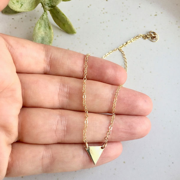 Solid Single Triangle Beautiful Adjustable Pendant Necklace Elegant and Versatile Jewelry for Girls