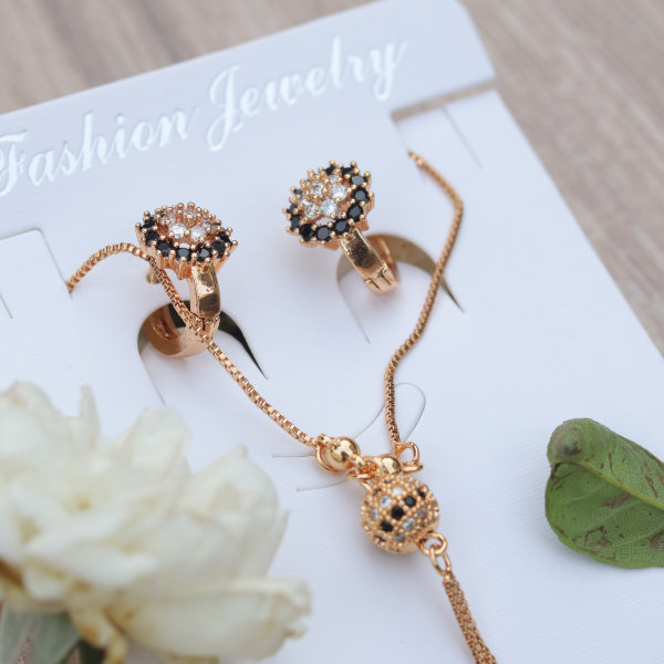 Stunning Black Crystal Golden Jewelry Set For Women & Girls