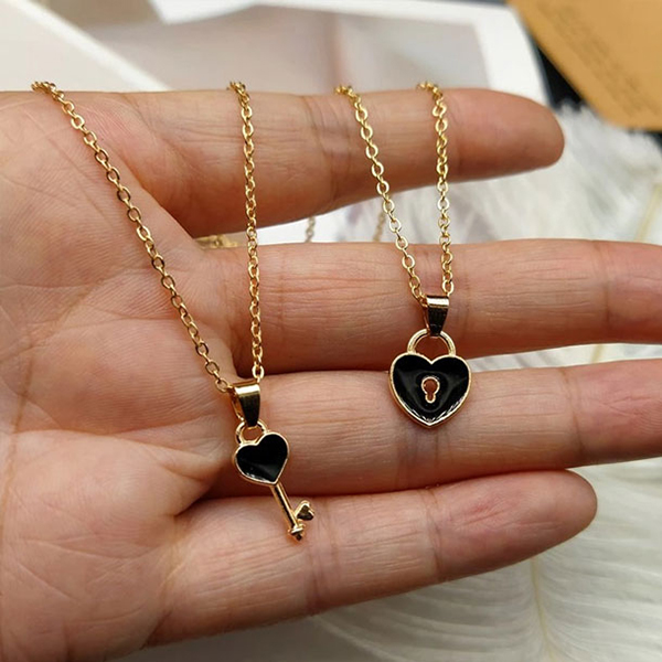 Set of 2 Black Statement Couple Necklaces: Fashionable Key Lock Pendants for Women