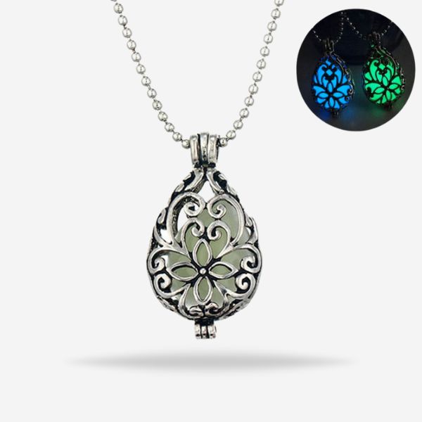 Antique Design Charm Hollow Sparkling Pendant Necklace For Women- Glow In Dark