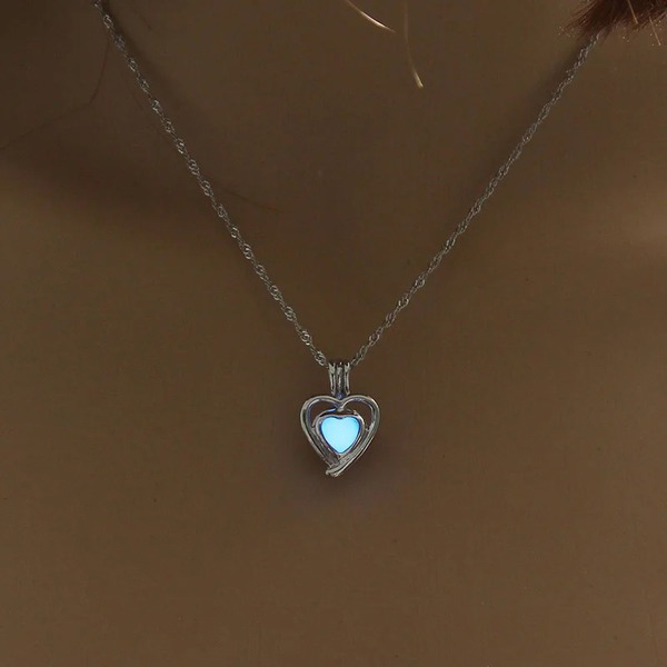 Glow In Dark Hollow Heart Luminous Blue Bead Pendant Necklace For Women - Glowing Fashion Jewelry