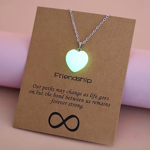 New Trendy Luminous Heart Shaped Pendant Necklace For Women & Men Simple Glow In The Dark - Jewelry 